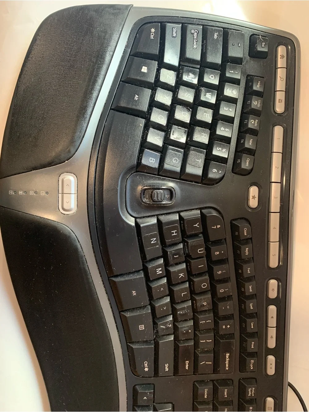 Microsoft Natural Ergonomic Keyboard 4000 v1.0 Model KU-0462 USB Tested